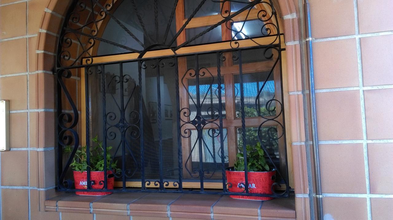 Hostal El Busto 테루엘 외부 사진